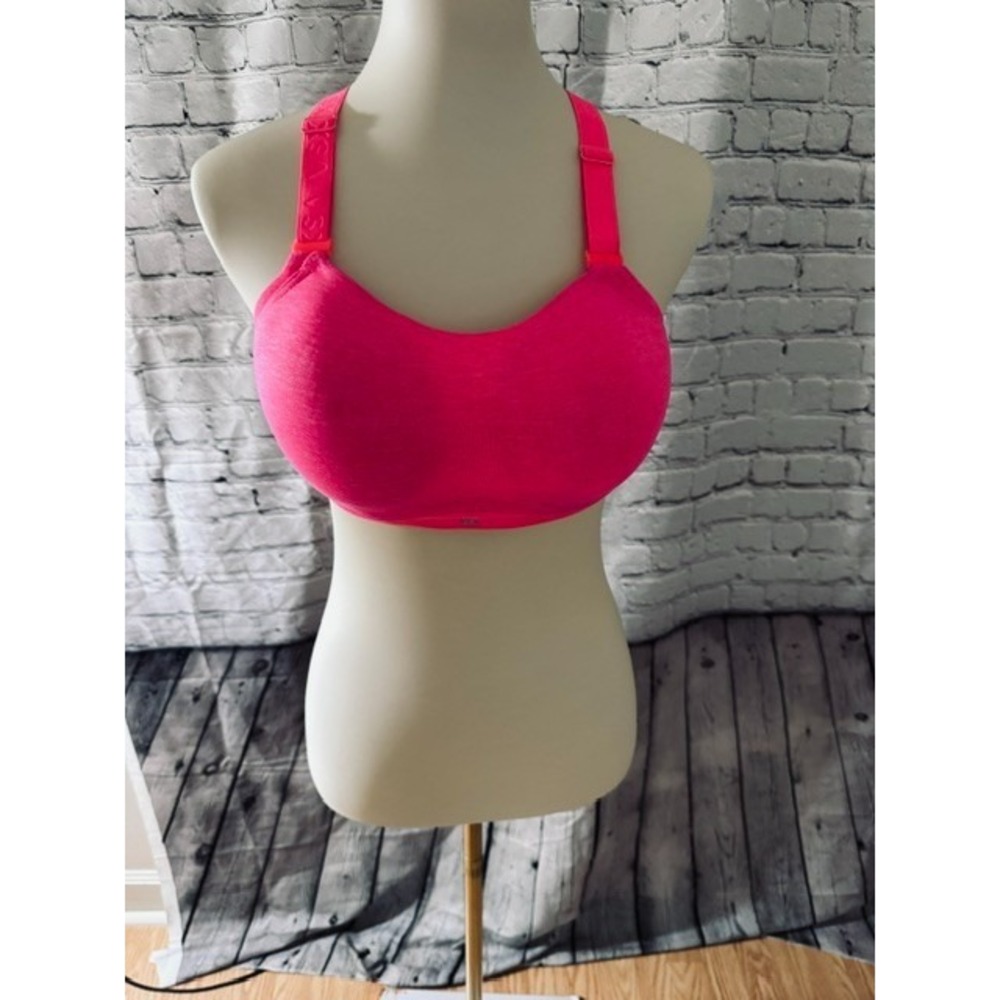 Victoria's Secret VSX The Ultimate Sports Bra Pink 38C Maximum Support
